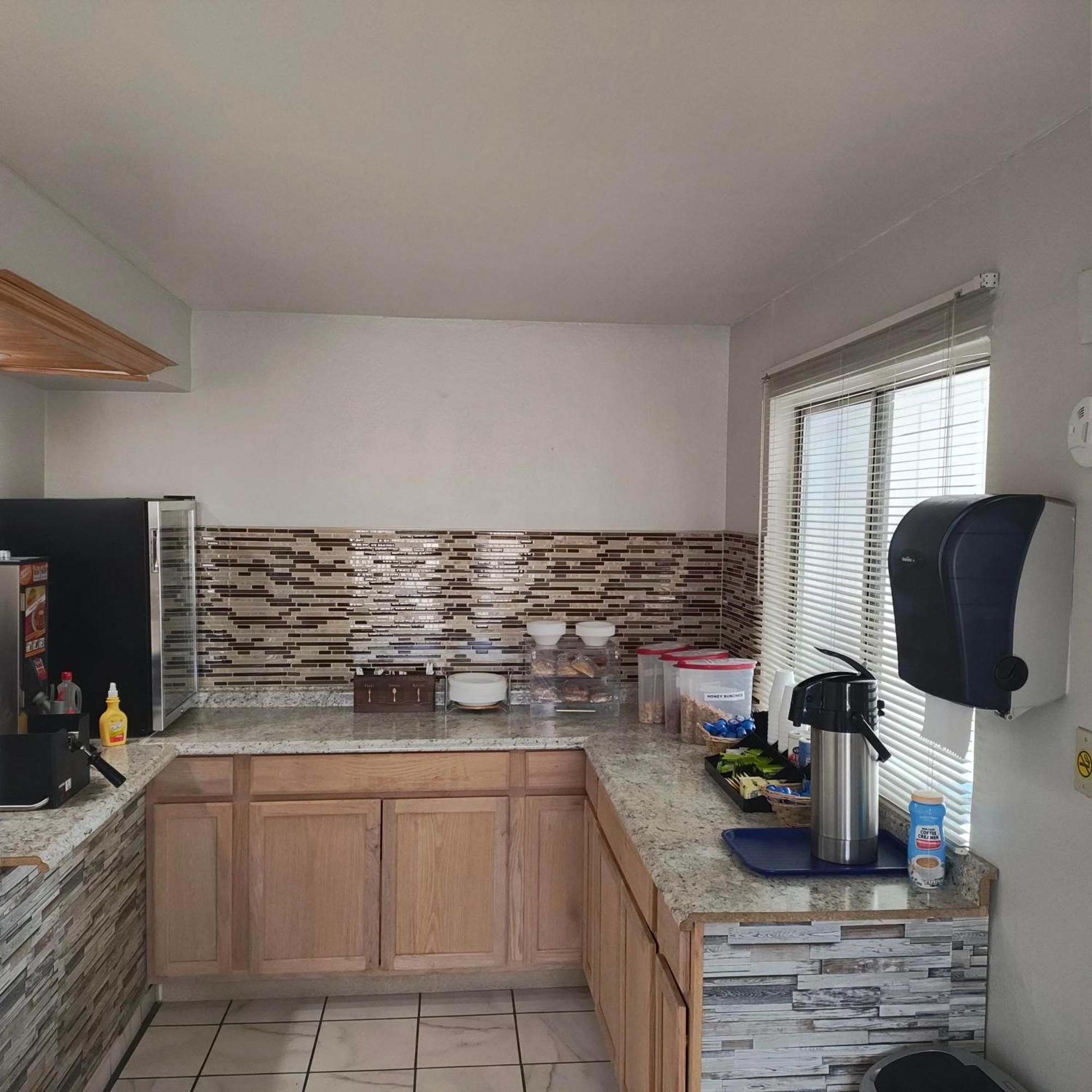 Star Inn Tonopah Zewnętrze zdjęcie
